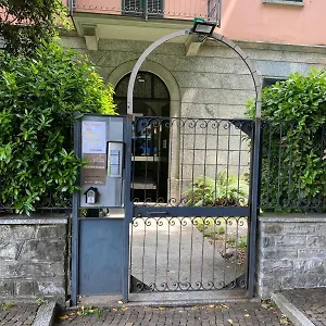 megaride-guest-house.it-lombardy.com/