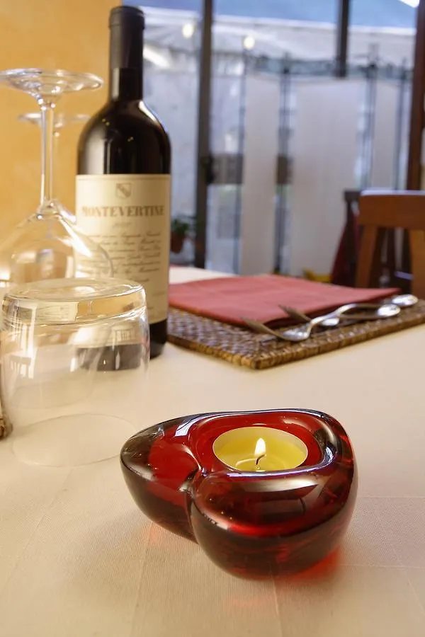 Osteria I'Casolare Otel San Giovanni Valdarno 0*,  İtalya